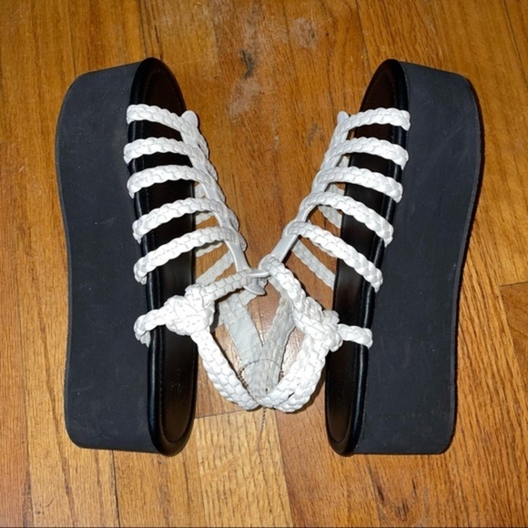 Urban Outfitters Wedge sandals - Picture 4 of 8